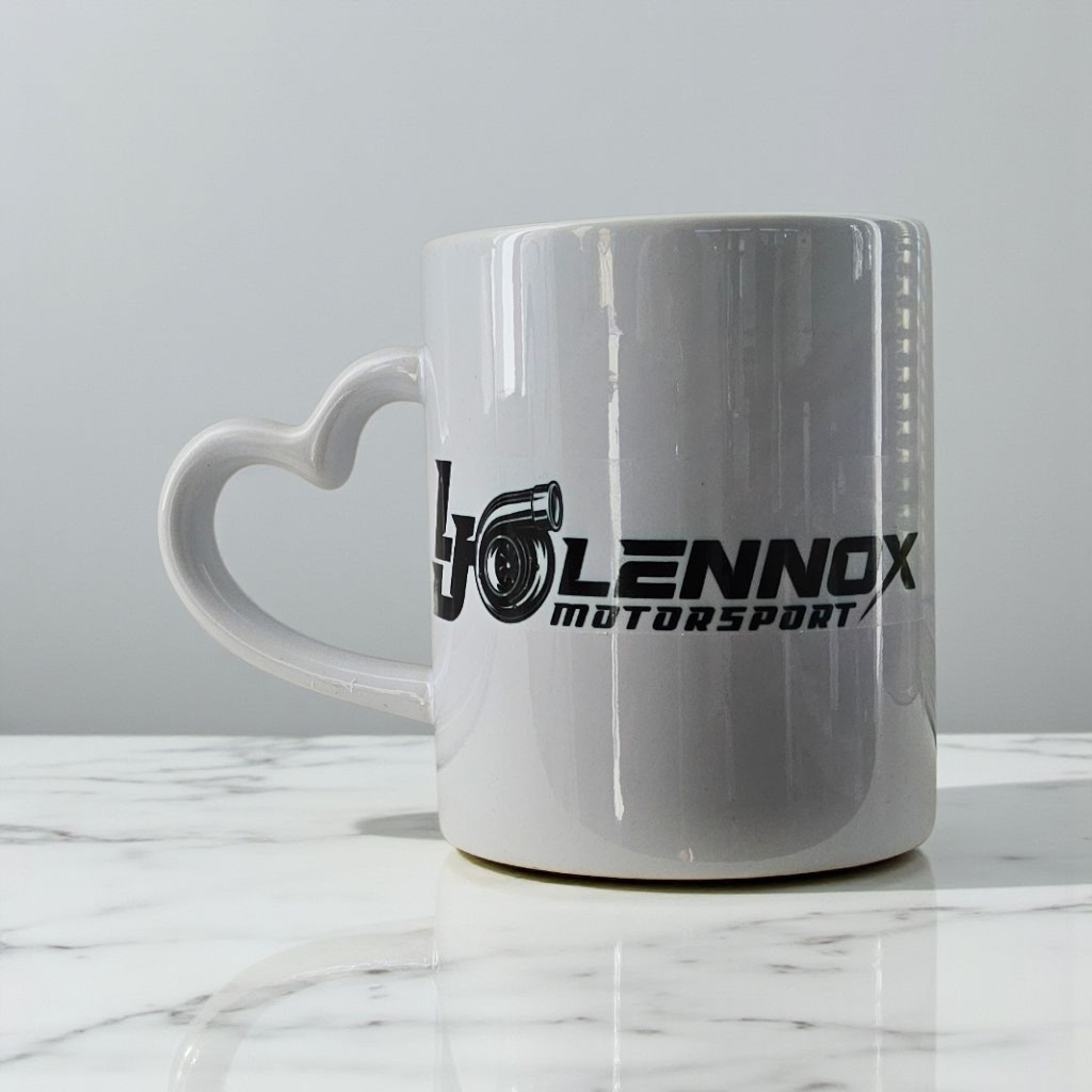 Keramiktasse mit Herzhenkel